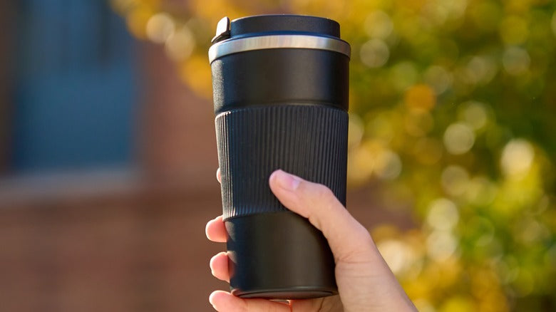 How to Get Rid of Coffee Smell in Tumbler: Simple Steps for a Fresh Start